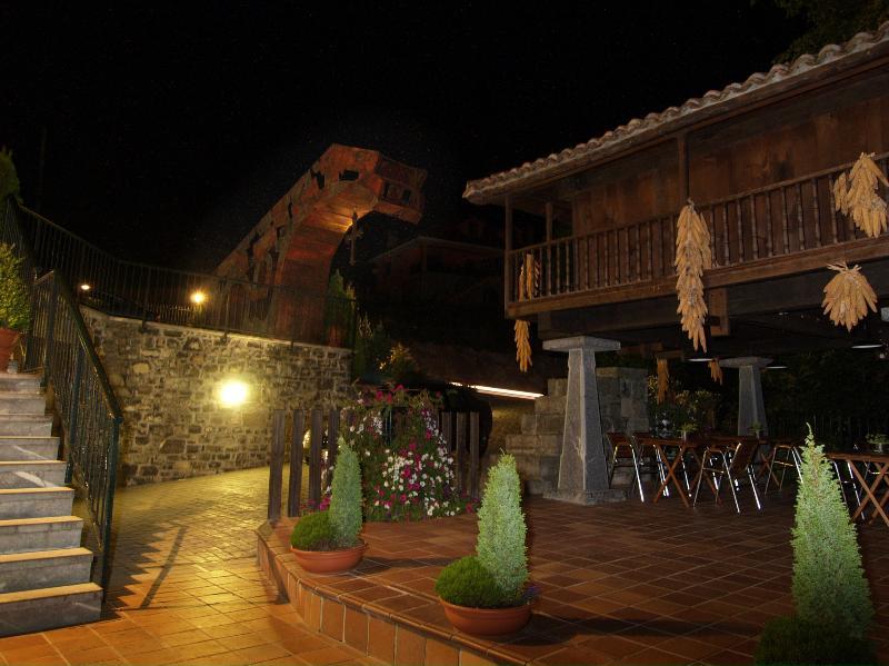 Hotel La Cepada Cangas de Onis Bagian luar foto
